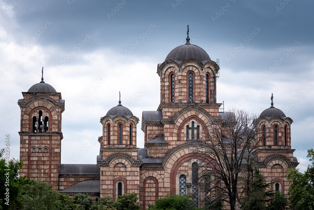 Fototapeta premium St. Mark's Church (Crkva Svetog Marka), Serbian Orthodox church located in the Tasmajdan park in Belgrade, built in 1940 in the Serbo-Byzantine style in Belgrade, capital of Serbia