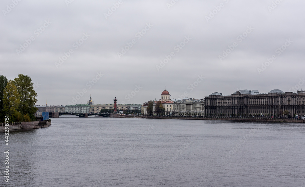 Fototapeta premium Rivers and canals of St. Petersburg, Russia.