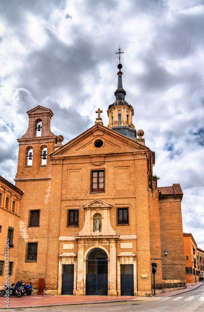 Fototapeta premium Convento de Agustinas de Santa Maria Magdalena in Alcala de Henares, Spain