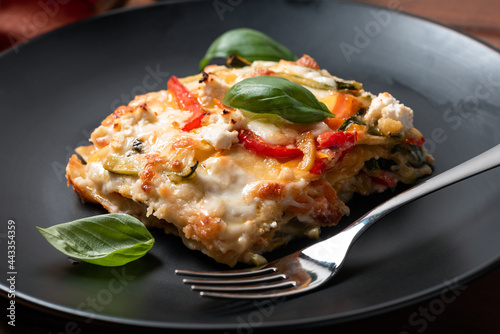 Lasagna vegetariana con zucchine  peperoni e ricotta  Cucina Italiana 