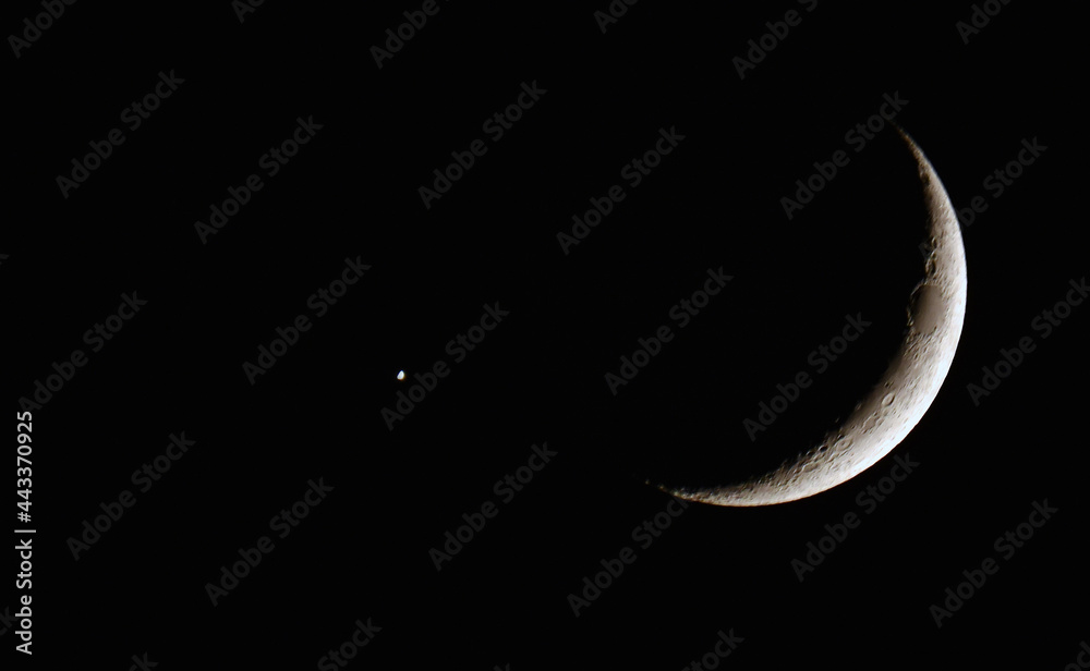 the crescent moon and planet venus in close proximity to each other the crescent moon and planet venus in close proximity to each other