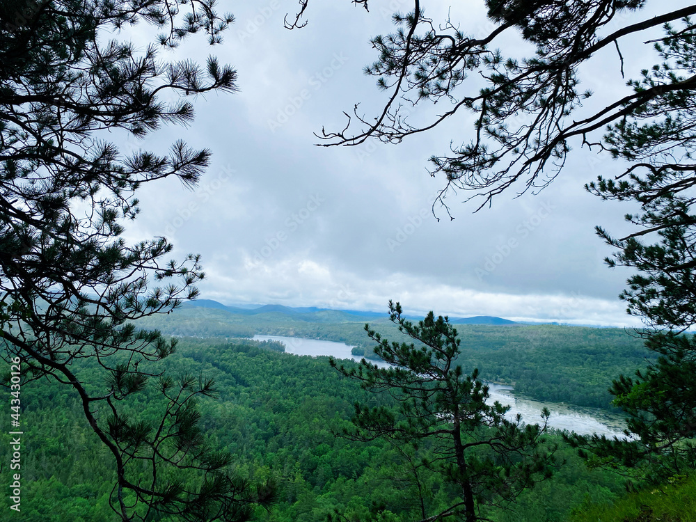Obraz premium Adirondacks mountain range with fog in New York