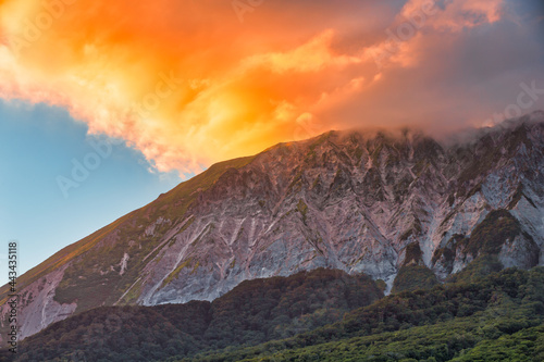 初夏の奥大山（夕景）