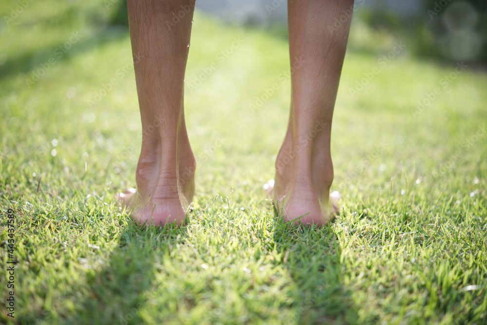 Ταπετσαρία Close up of child  legs on green grass