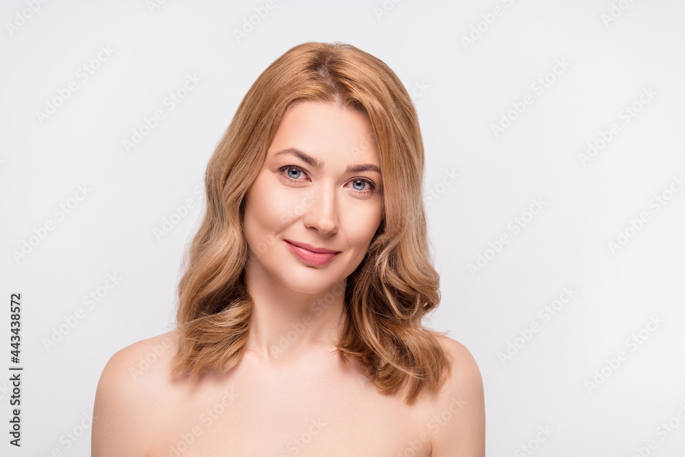 Photo portrait woman with blonde hair smiling isolated white color background