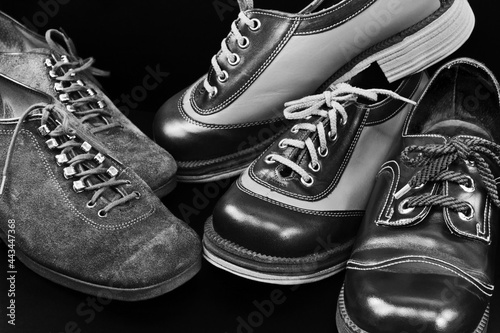 Retro shoes with laces