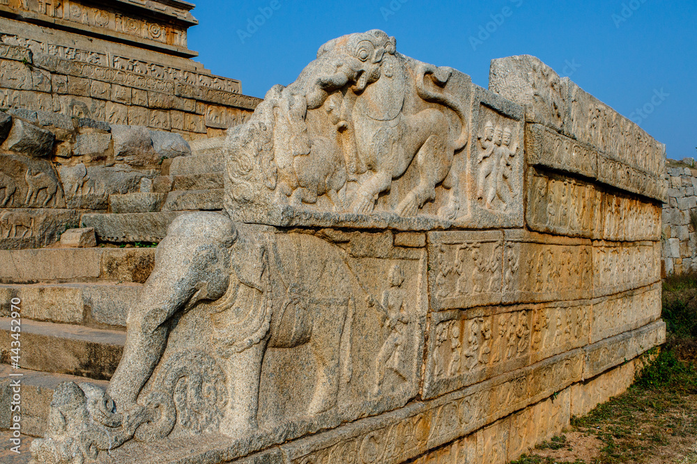 Rich decorated wall of the Mahanavani Dibba, Hampi, Karnataka, India, Asia
