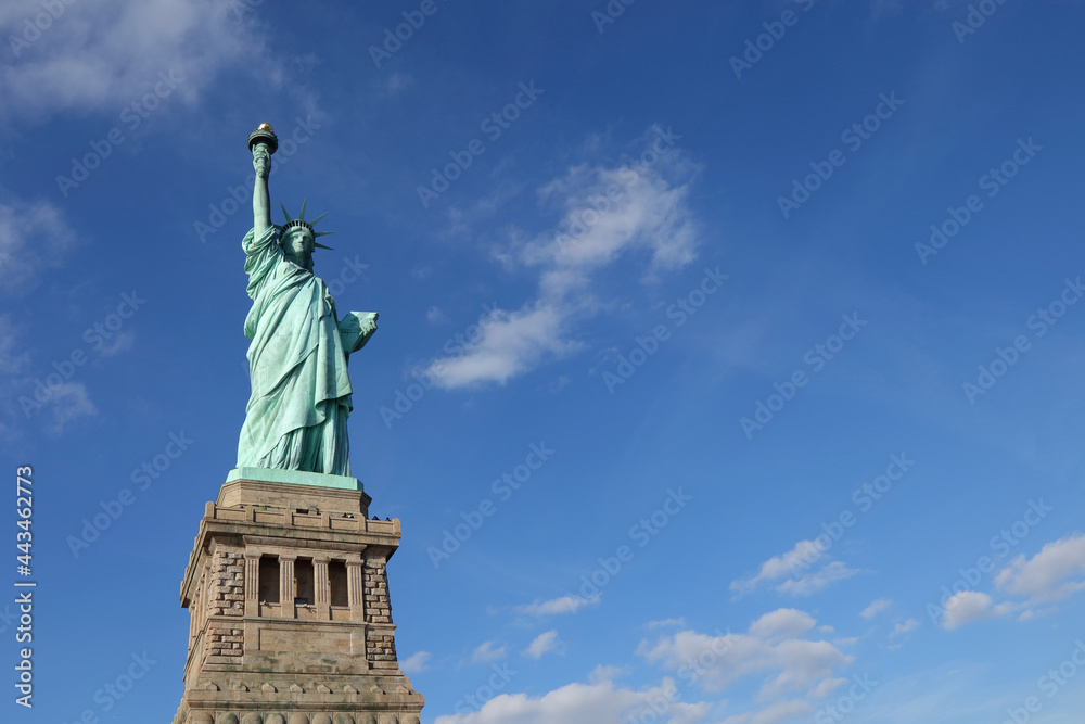 Fototapeta premium Freiheitsstatue / Satue of Liberty or Liberty Enlightening the World /