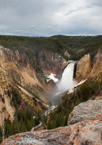 Yellowstone Canyon / Waterfall 