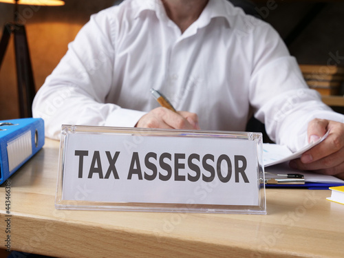 Photo Tax assessor is shown on the business photo using the text