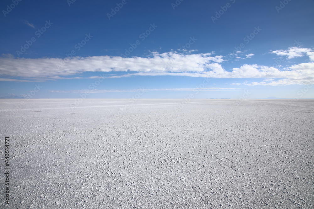 View of Salar de Uyuni salt flat, Bolivia