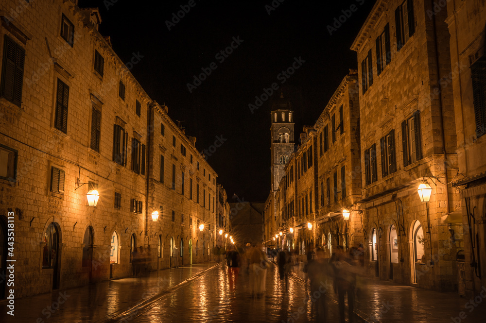 Dubrovnik at night
