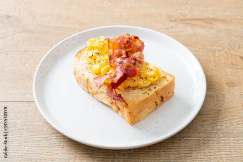 bread toast with scramble egg and bacon © topntp