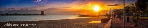 Foto Sunset over the Binnenschelde in Bergen op Zoom
