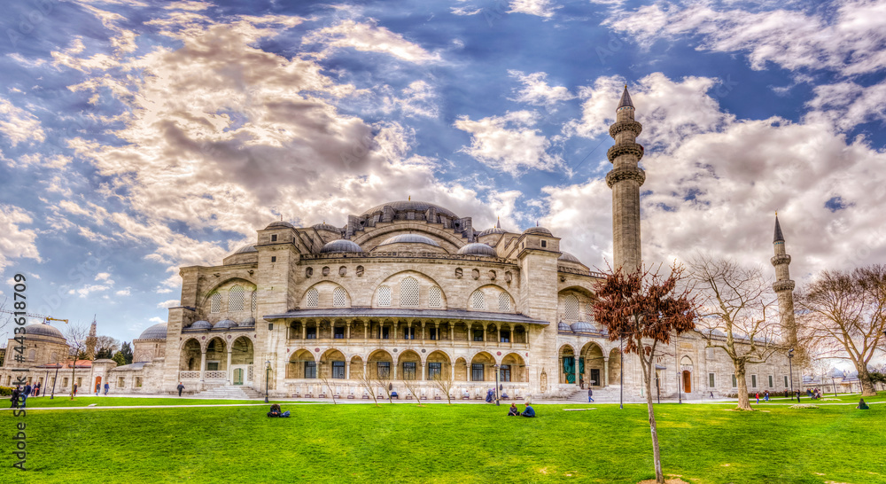 Fototapeta premium Suleymaniye Mosque in the Istanbul. Istanbul is the biggest city of The Turkey.