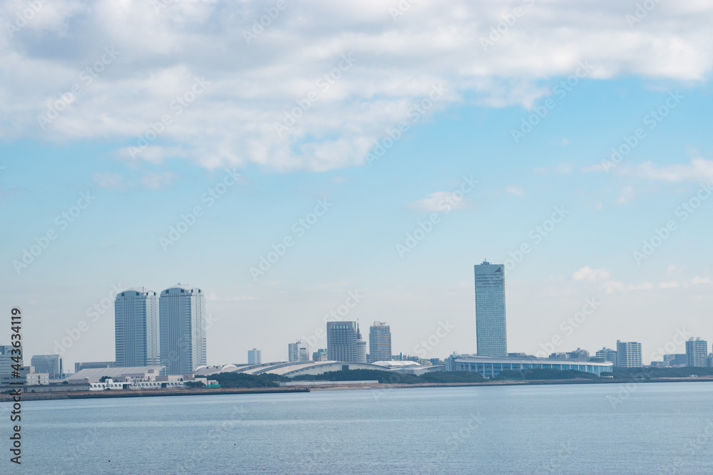 海から見た幕張新都心 海から見た幕張新都心