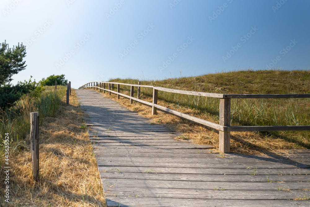 Strandaufgang an der Ostsee Strandaufgang an der Ostsee