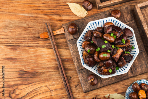 Chinese Cuisine: Braised chestnut pork knuckle