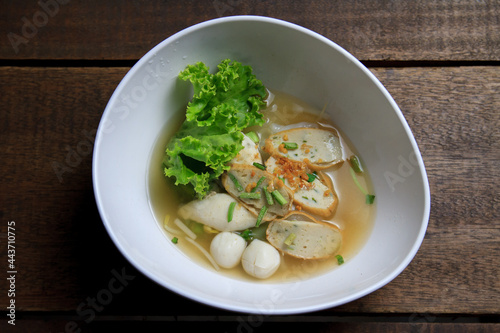 thai noodle soup with pork