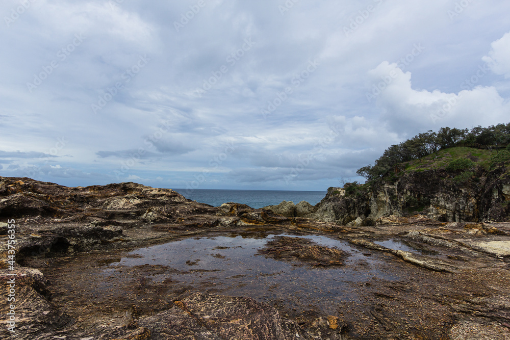Fototapeta premium オーストラリア クイーンズランド州のノース・ストラドブローク島のノース・ゴージ・ウォーク