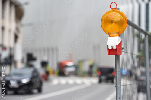 travaux chantier route circulation voirie mobilite securite signalisation lampe visibilite barrieres photo