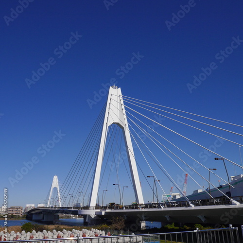 大師橋の川崎側の土木工事 © モトエ ヨシダ