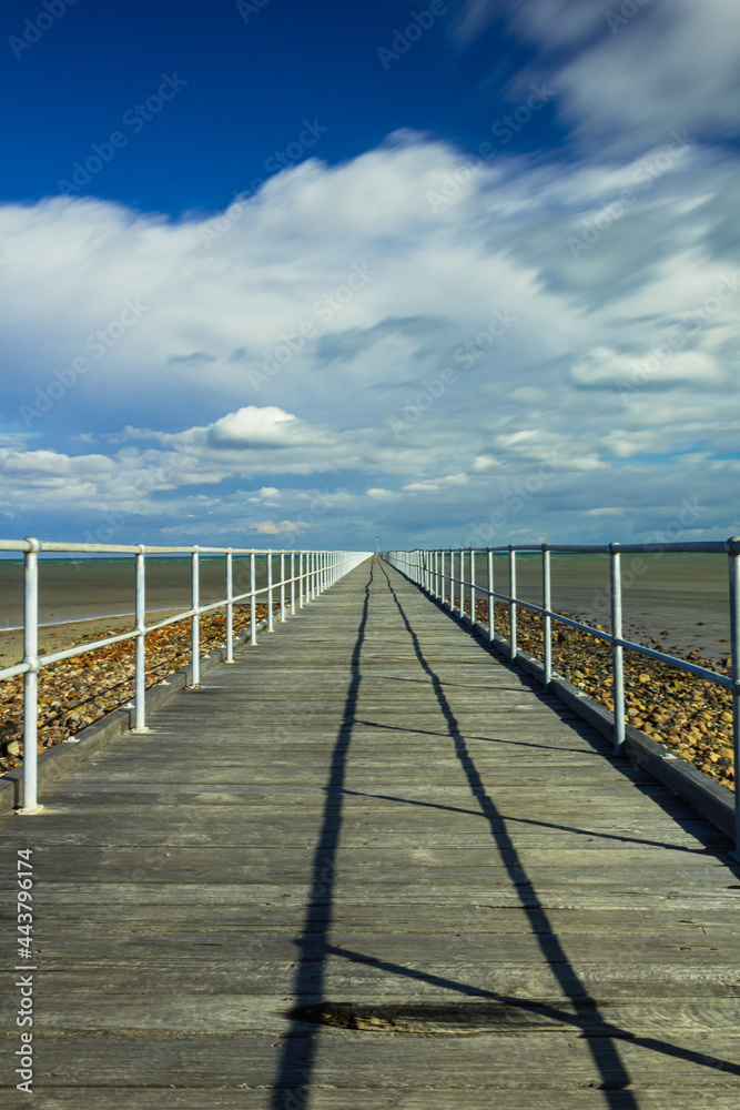 オーストラリア　南オーストラリア州のポート・ジャーメインの桟橋