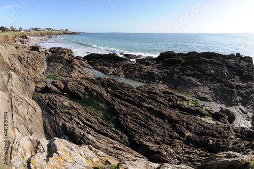le long de la plage tahiti de raguenez en Finistère Bretagne France 
