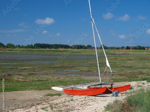 Schiff auf dem Strand