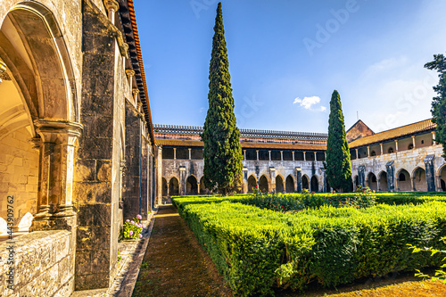 Canvas Print Batalha - June 22, 2021: Inner courtyard of the Majestic Batalha Monastery, Port