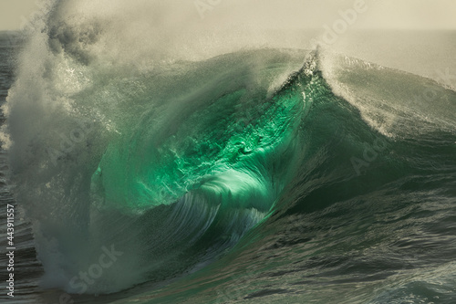 Canvas Print Huge waves at sunset, Sydney Australia
