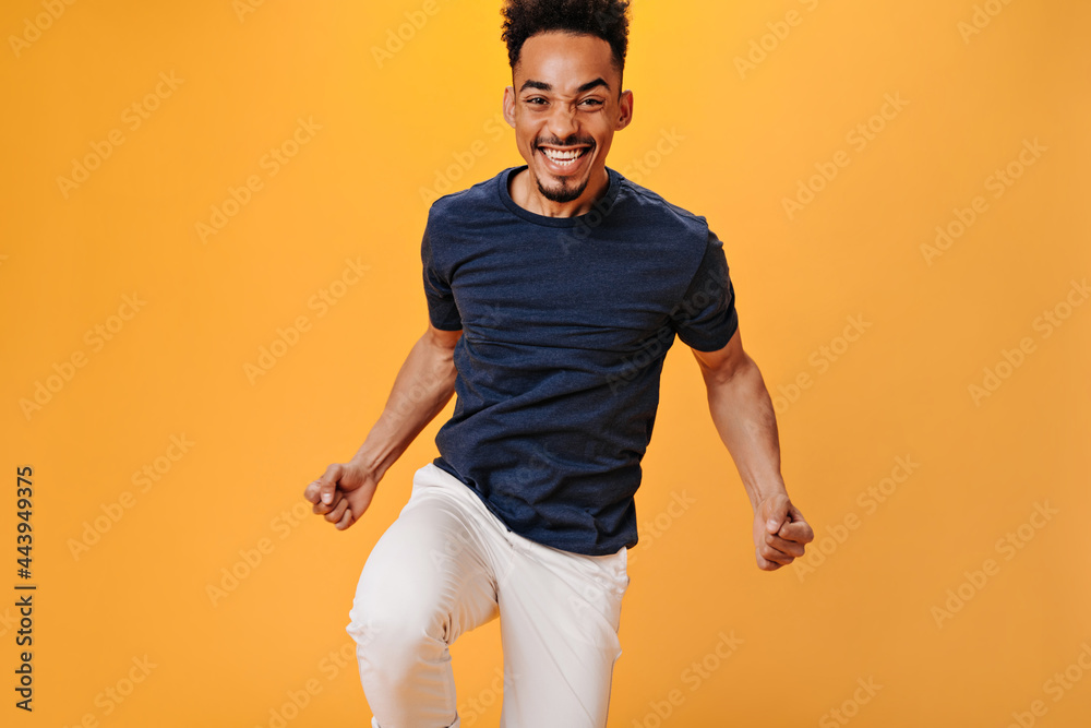 16,200+ White Shirt Black Pants Man Stock Photos, Pictures & Royalty-Free  Images - iStock | Christmas opening presents