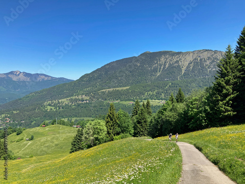 Fototapeta Naklejka Na Ścianę i Meble -  Wandern bei Garmisch