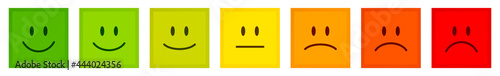 Sieben Eckige Feedback Gesichter Grün Zu Rot