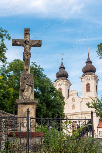 Das Kloster von Tihany am Plattensee, Ungarn photo