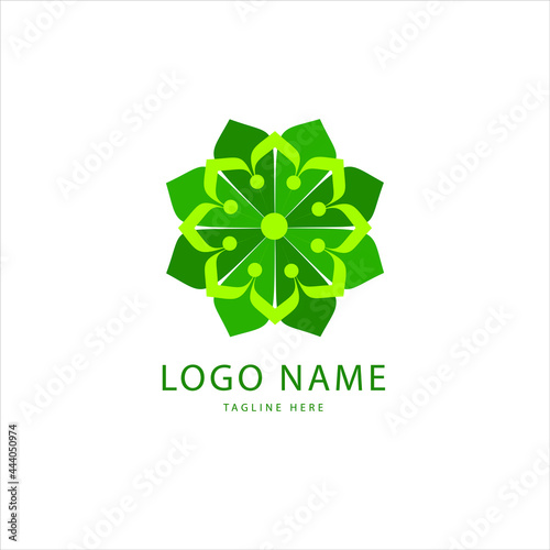 Green logo leaf simple 