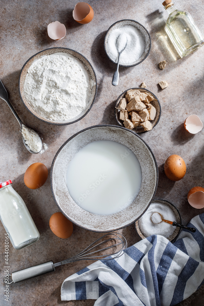 Cooking time. Ingredients for making dough. Pizza dough Cooking time. Ingredients for making dough. Pizza dough