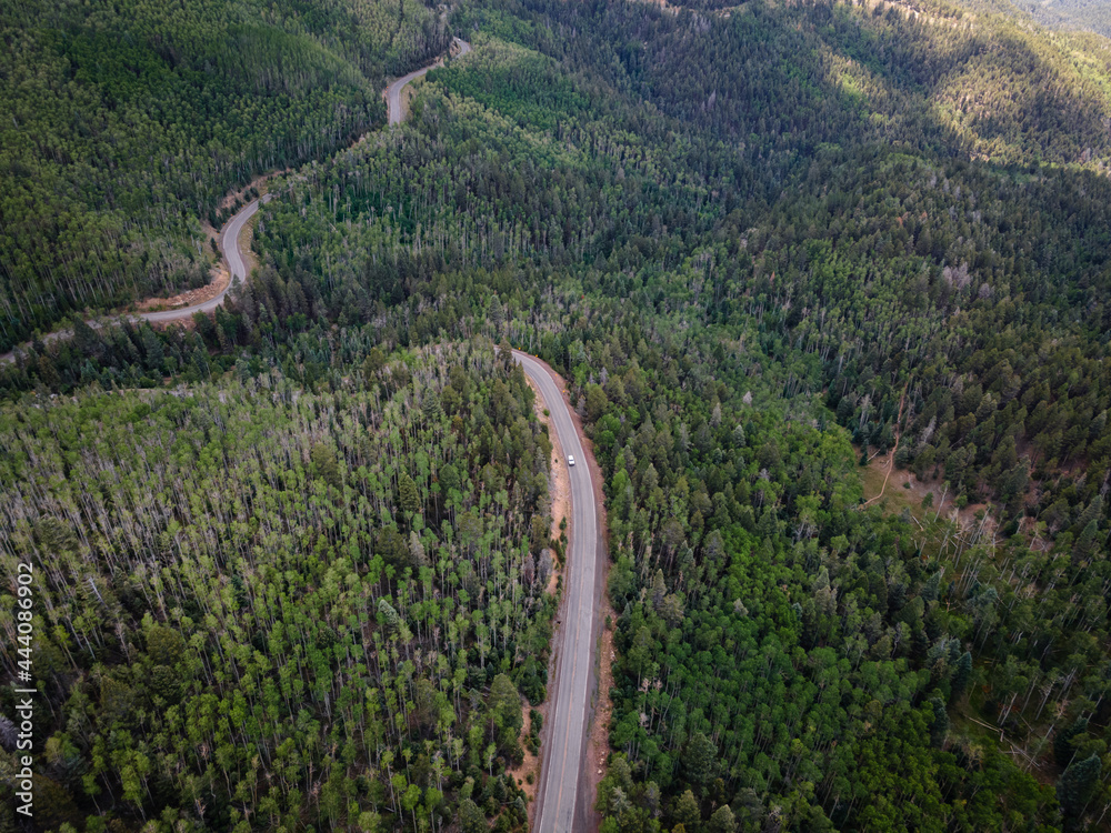 Obraz premium Drone View of Winding Mountain Road in Sangre De Cristo Mountains near Santa Fe, New Mexico