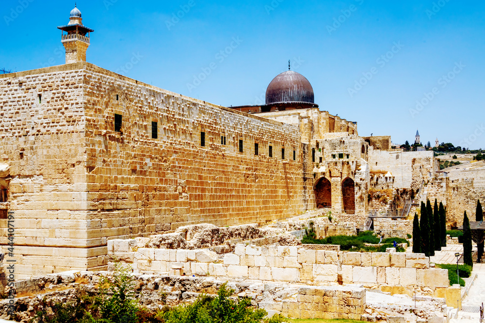 Jerusalem, Israel - 23 June 2021: dome of the al-Aqsa Mosque and Davidson Center, the Jerusalem Archaeological Park in old town of Jerusalem