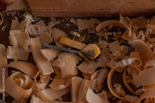 Little tools that luthier use to make details in violin body