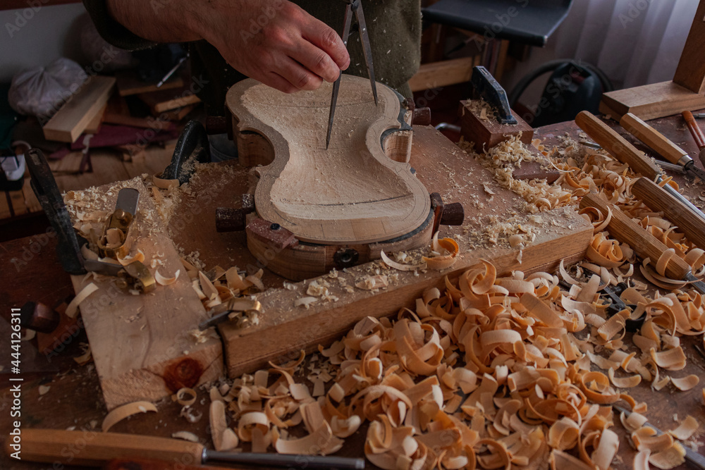 Compass used to create the violin body Compass used to create the violin body