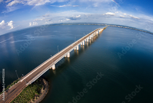 Ponte da Amizade e da Integração - Palmas - Tocantins photo