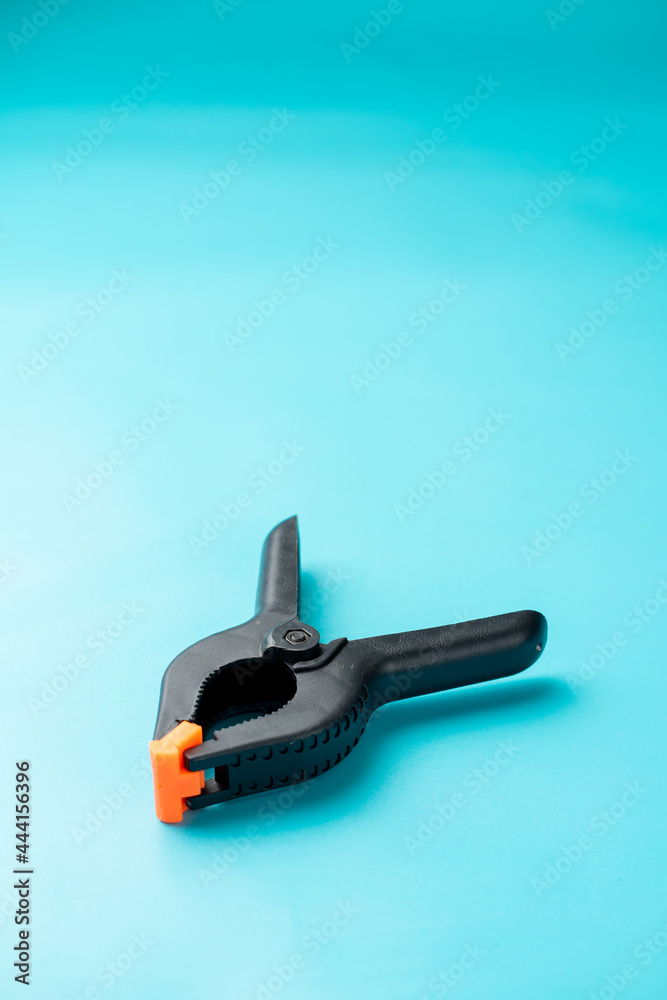 A background clamp A background clamp