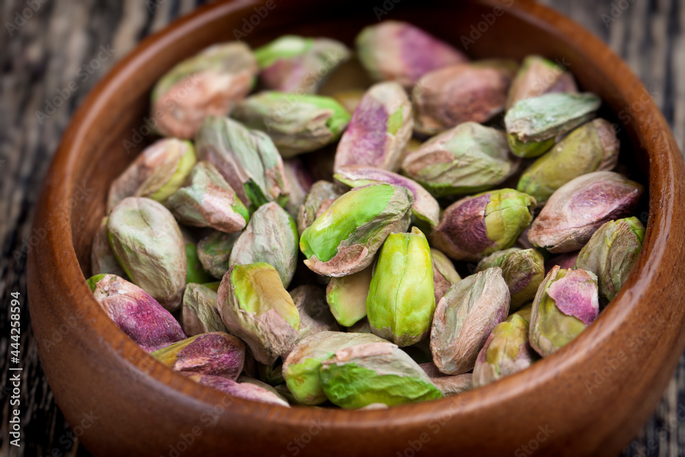 ripe roasted pistachios sprinkled with salt ripe roasted pistachios sprinkled with salt