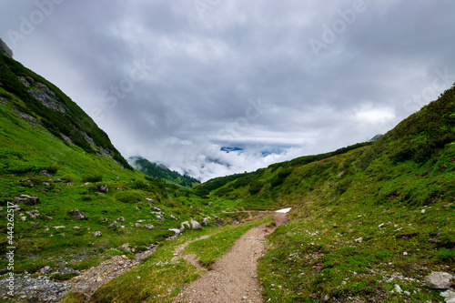 hiking path in the alps (Vorarlberg, Austria) © Franziska Brueckmann