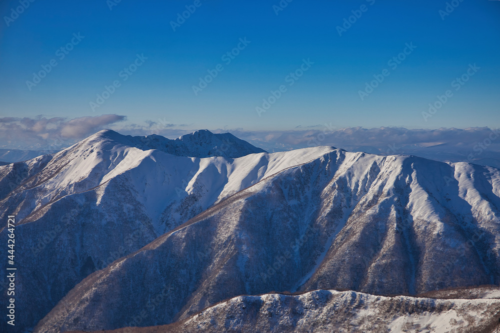 Fototapeta premium Mt.Nasu trekking in mid winter 厳冬期の那須岳登山 