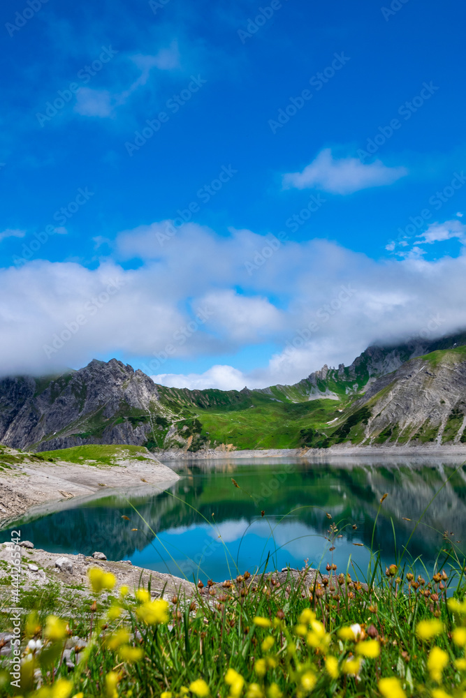 Fototapeta premium alpin scenery next to the Lünersee (Vorarlberg, Austria)