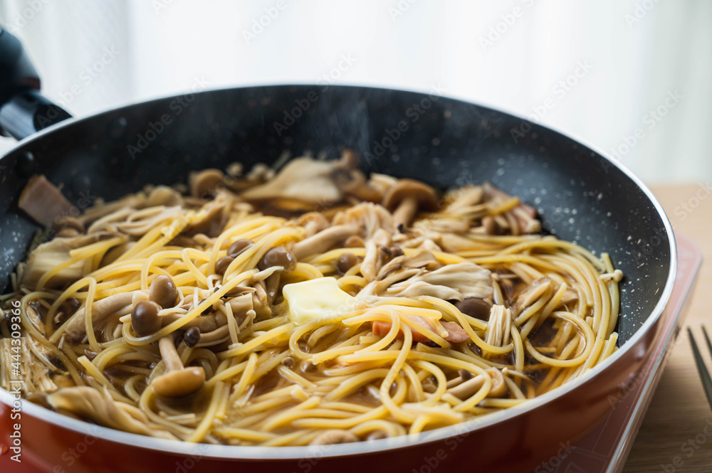 ワンパン和風パスタ作り ワンパン和風パスタ作り
