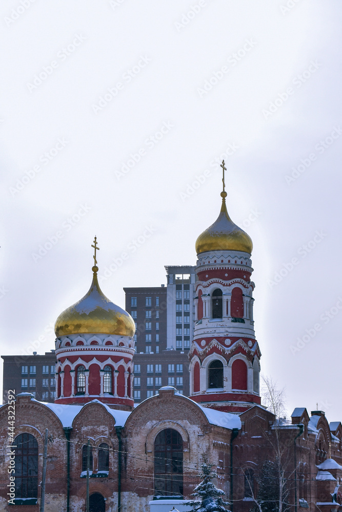 Obraz premium old beautiful church in winter
