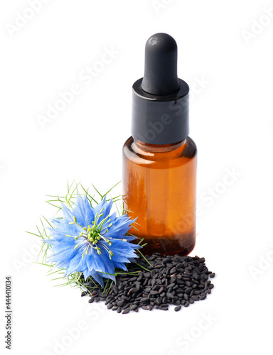Essential oil of black cumin with nigella sativa flowers